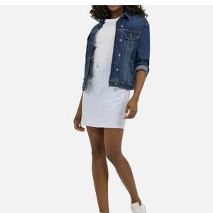 Lee blue and white stripe skort with pockets, size 12